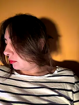 Snapshot of xLadyScarlettx chatting on September 14, 1:49 am xLadyScarlettx online show from September 14, 1:49 am