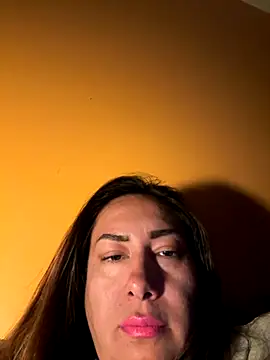 Snapshot of xLadyScarlettx chatting on September 25, 2:04 am xLadyScarlettx online show from September 25, 2:04 am