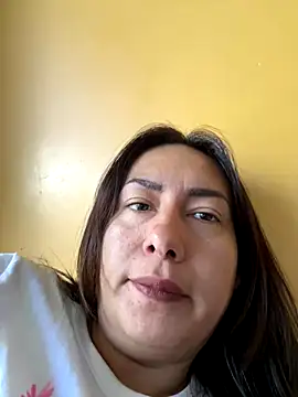 Snapshot of xLadyScarlettx chatting on October 5, 4:05 pm xLadyScarlettx online show from October 5, 4:05 pm