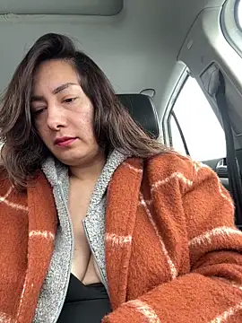 xLadyScarlettx online show from February 19, 3:41 pm