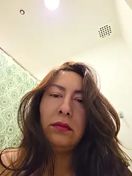 Snapshot of xLadyScarlettx chatting on June 12, 3:27 am xLadyScarlettx online show from June 12, 3:27 am