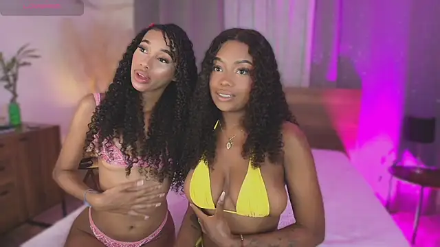 Snapshot of Isaa_Coleman_ chatting on December 13, 9:09 pm Isaa Coleman online show from December 13, 9:09 pm