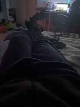 Snapshot of Lucom23 chatting on December 8, 3:53 am Lucom23 online show from December 8, 3:53 am