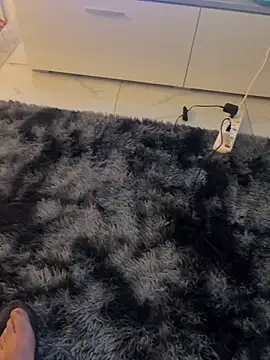 Snapshot of Lucom23 chatting on April 2, 8:17 pm Lucom23 online show from April 2, 8:17 pm