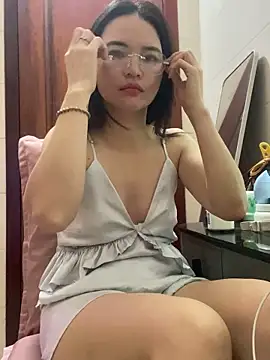 LiLi-Kirix99 online show from June 8, 6:41 pm