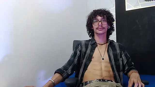 KittyStarmorbid online show from February 12, 9:10 pm