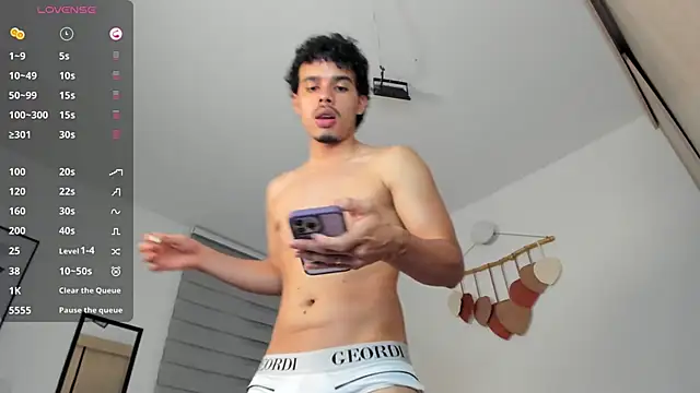 mateoleonee online show from January 11, 6:56 am