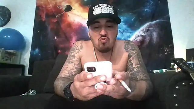 Snapshot of Antoniothedon chatting on June 14, 11:29 pm Antoniothedon online show from June 14, 11:29 pm
