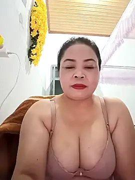 Sexy-bigtits2024 online show from January 26, 4:09 pm