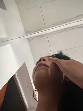 Indiazinha777 online show from March 12, 11:53 am