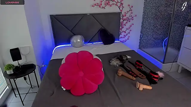 Snapshot of CassieEvans chatting on September 30, 5:34 am CassieEvans online show from September 30, 5:34 am