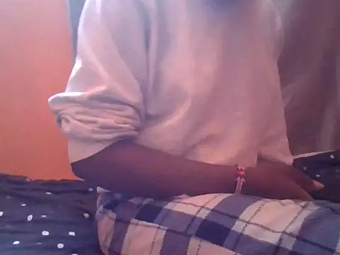 Snapshot of ebonyvalleria1 chatting on March 25, 8:53 am ebonyvalleria1 online show from March 25, 8:53 am