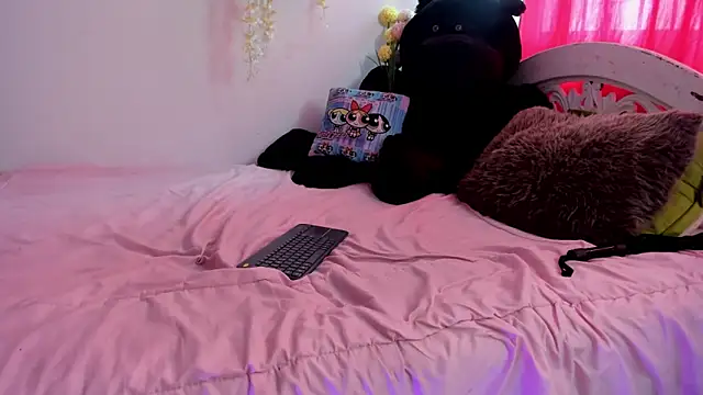 Snapshot of sexycouple_lat chatting on February 28, 7:56 pm sexycouple lat online show from February 28, 7:56 pm