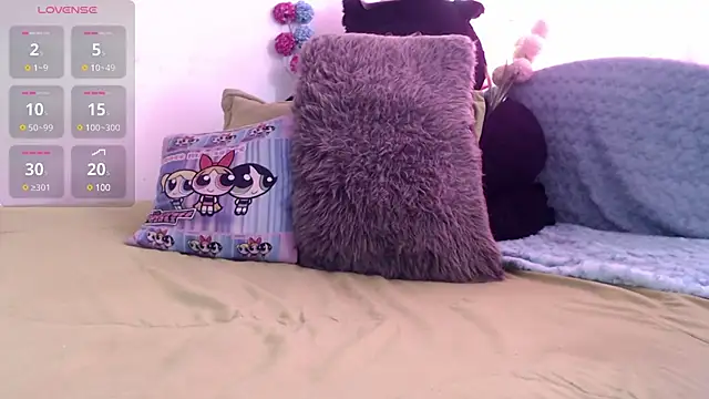 Snapshot of sexycouple_lat chatting on March 21, 6:18 pm sexycouple lat online show from March 21, 6:18 pm