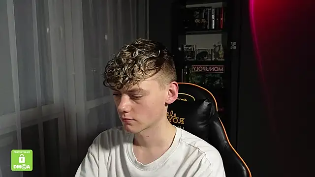 Keytaro online show from November 13, 10:52 pm