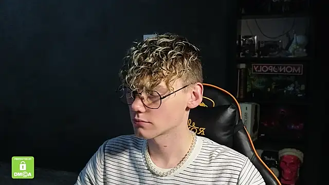 Keytaro online show from November 28, 9:23 am