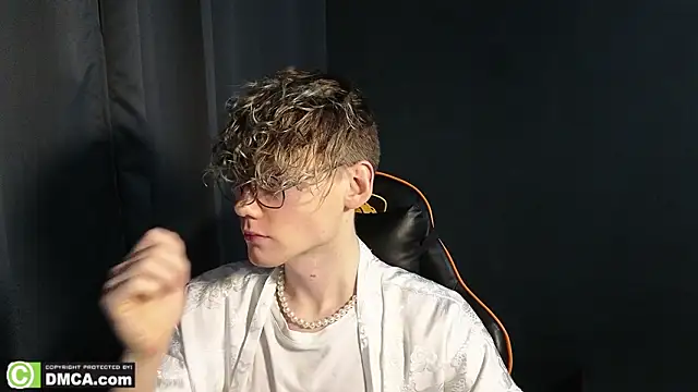 Keytaro online show from February 4, 1:55 am