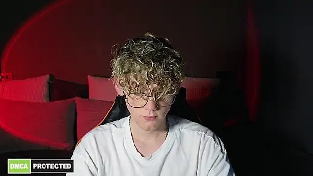 Keytaro online show from March 25, 2:45 pm