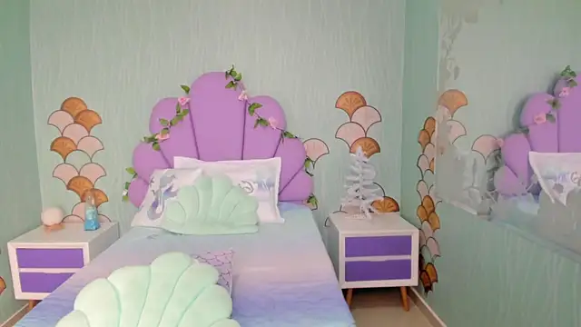 Isa little4u online show from January 2, 9:28 pm