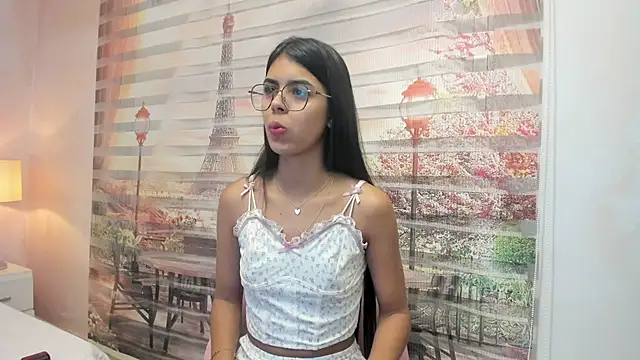 Isa little4u online show from October 17, 3:31 am