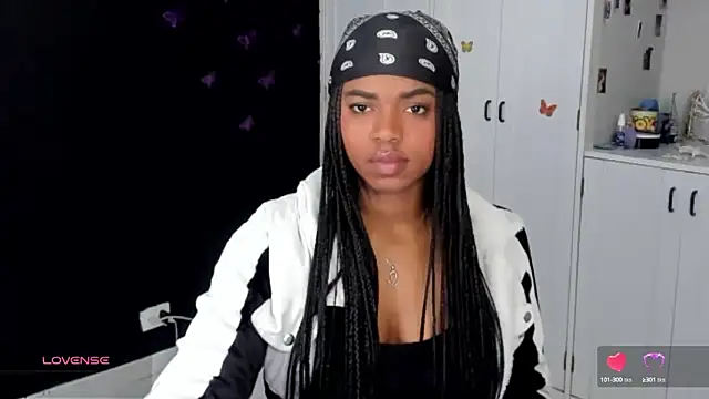 Marce 22 online show from October 5, 9:56 pm