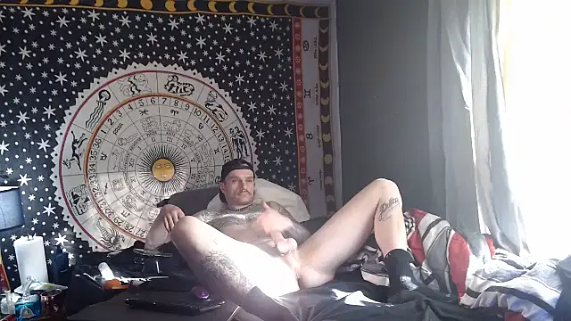 UnCuTupTheBuTT online show from March 13, 1:29 pm