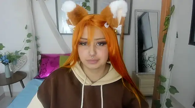 lussyevans24 online show from February 14, 10:17 am