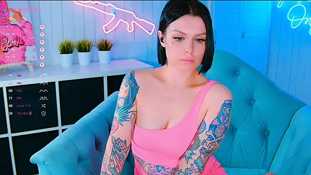 My toys pink online show from October 19, 2:56 am