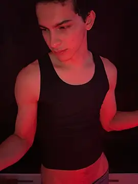 Snapshot of cybercosmiiic chatting on January 30, 11:45 pm cybercosmiiic online show from January 30, 11:45 pm