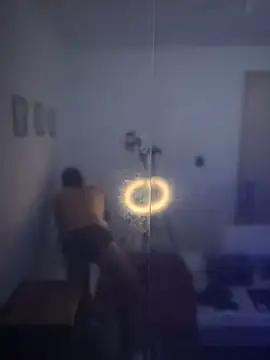 Snapshot of cybercosmiiic chatting on February 25, 6:09 pm cybercosmiiic online show from February 25, 6:09 pm