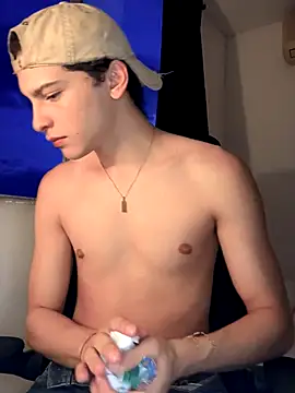 Snapshot of cybercosmiiic chatting on September 25, 10:57 pm cybercosmiiic online show from September 25, 10:57 pm