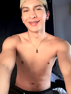 Snapshot of cybercosmiiic chatting on September 27, 10:15 pm cybercosmiiic online show from September 27, 10:15 pm