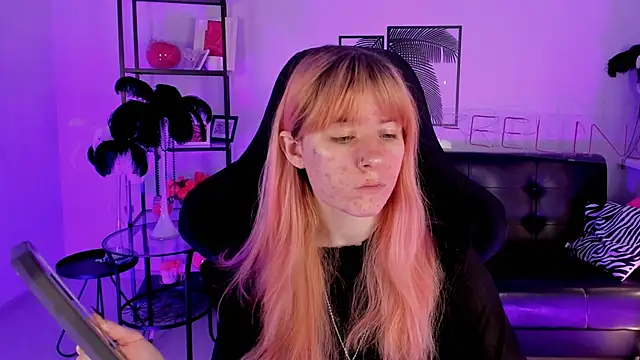 LexiWenford online show from February 20, 3:12 am