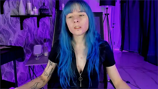 LexiWenford online show from September 18, 2:57 am