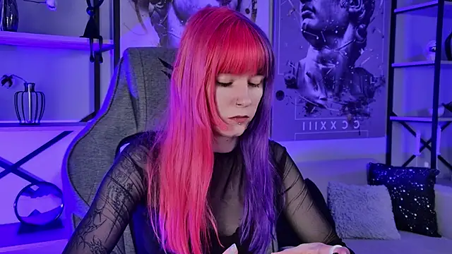 LexiWenford online show from June 25, 3:50 am