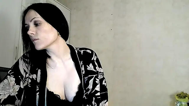 Devil Goddess online show from December 12, 3:27 pm