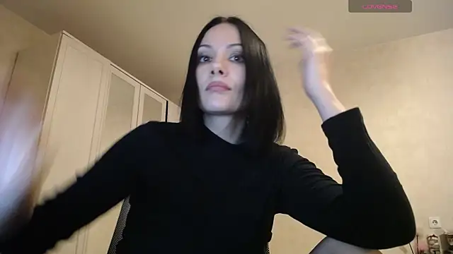 Snapshot of Devil_Goddess chatting on February 25, 3:21 pm Devil Goddess online show from February 25, 3:21 pm