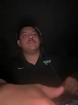 Snapshot of Detodo27 chatting on March 16, 4:51 am Detodo27 online show from March 16, 4:51 am