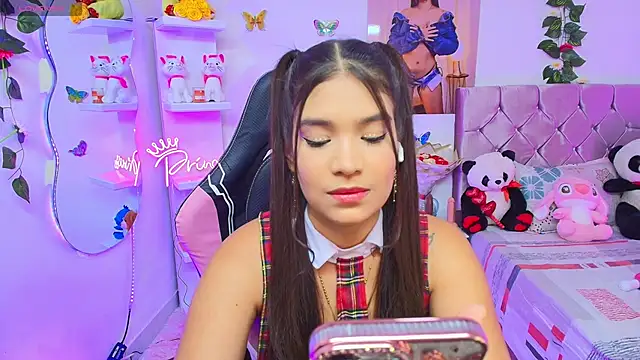 imsofy  online show from September 23, 9:07 pm