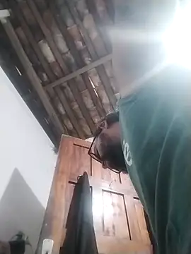 DomPicasso88 online show from December 22, 1:08 pm