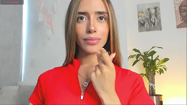 StormiRusso online show from September 27, 10:04 pm