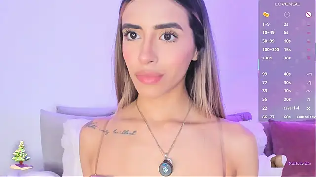 StormiRusso online show from December 14, 12:27 am