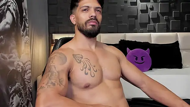 DannSaenz online show from January 29, 8:56 pm