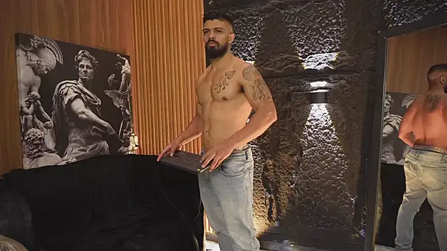 DannSaenz online show from October 5, 1:42 pm