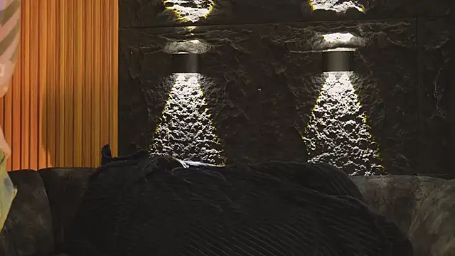 DannSaenz online show from October 28, 1:14 pm