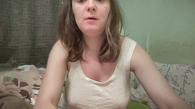 Snapshot of Diamond_Tyler chatting on February 6, 4:47 pm Diamond Tyler online show from February 6, 4:47 pm