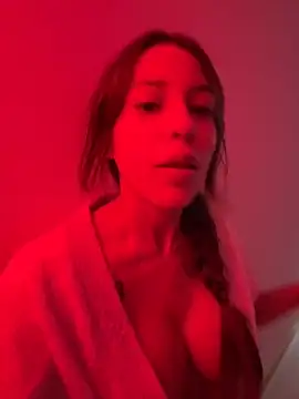 DanielaSaenz0 online show from September 20, 11:39 pm