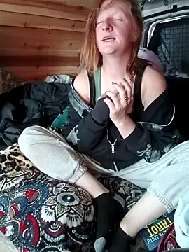 Snapshot of Eluradess chatting on October 23, 8:07 pm Eluradess online show from October 23, 8:07 pm