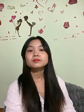 Maeve2k5 online show from December 6, 2:57 am