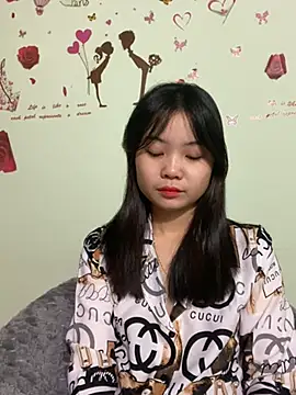 Maeve2k5 online show from December 13, 12:42 am
